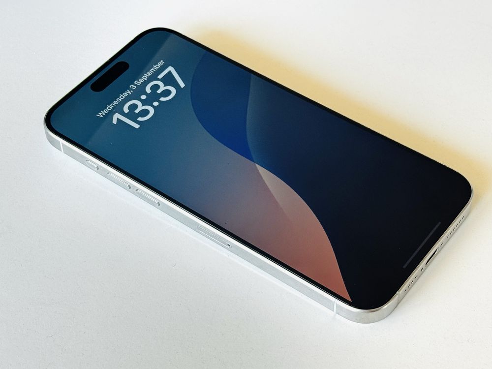 Iphone 15 Pro Max 256GB White Titanium 100% Батерия Гаранция 6 месеца