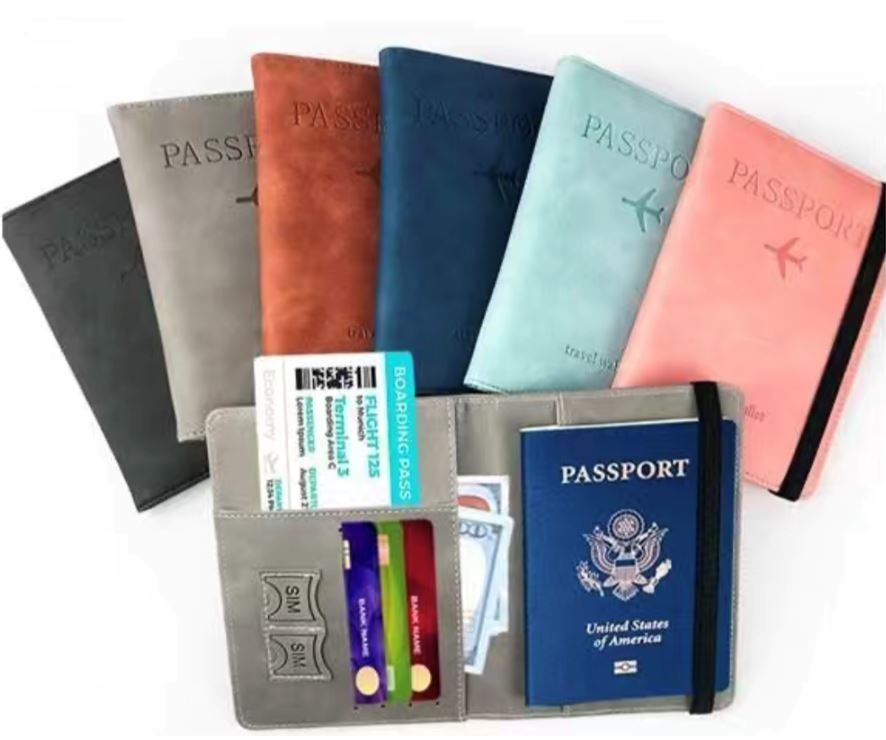 Дорожный кошелёк для паспорта с защитой от сканирования карт RFID.