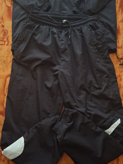 Черен екип на Nike