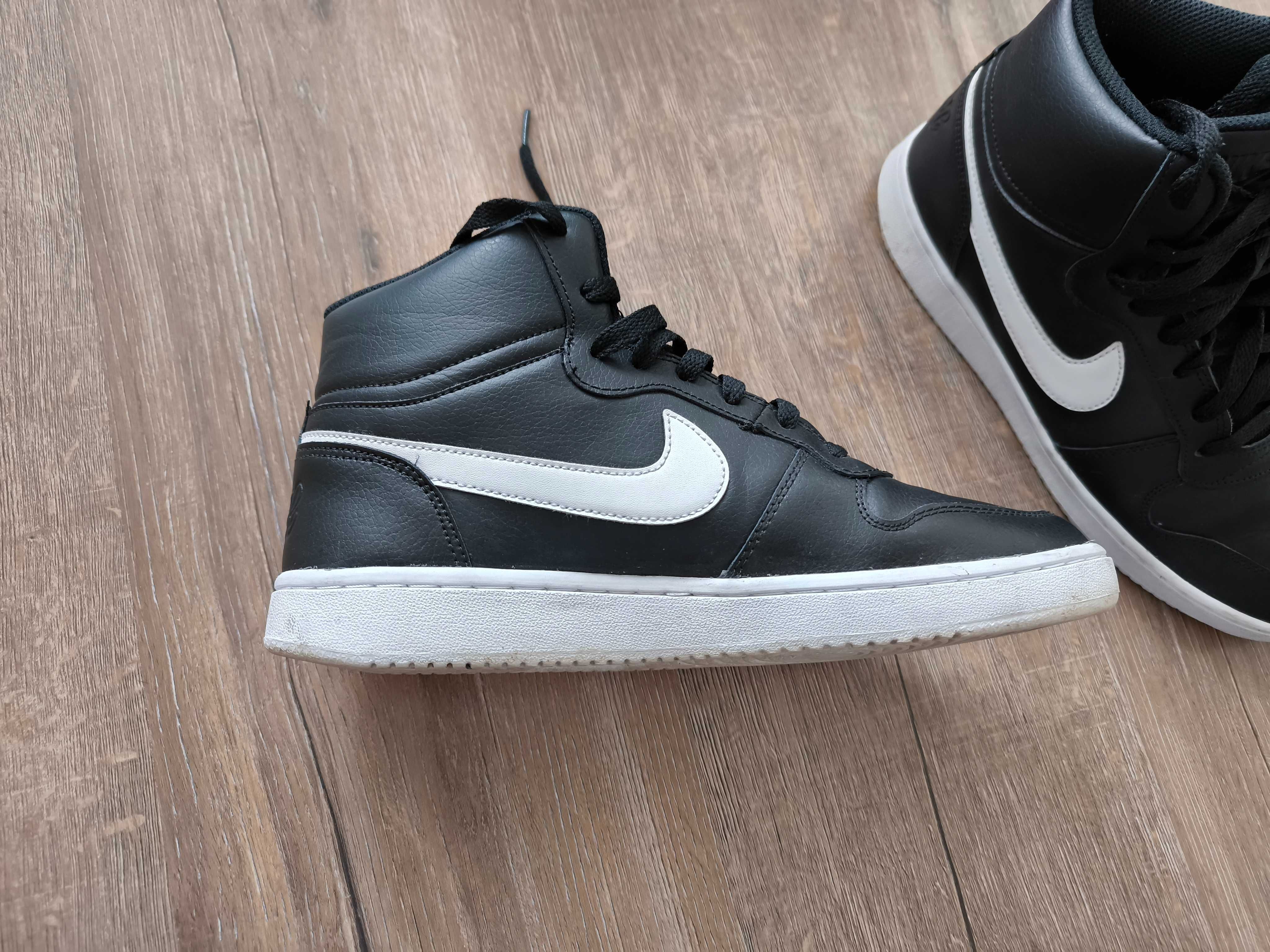 Nike Сникърси Ebernon Mid AQ1773 002 Черен