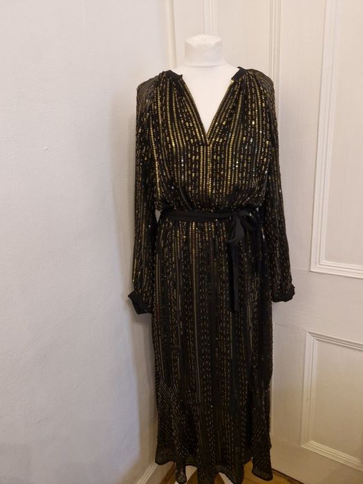 ПРОКАТ ZARA brend ko'ylak + Туфли Платье 44 dan 48 gacha + замш туфли