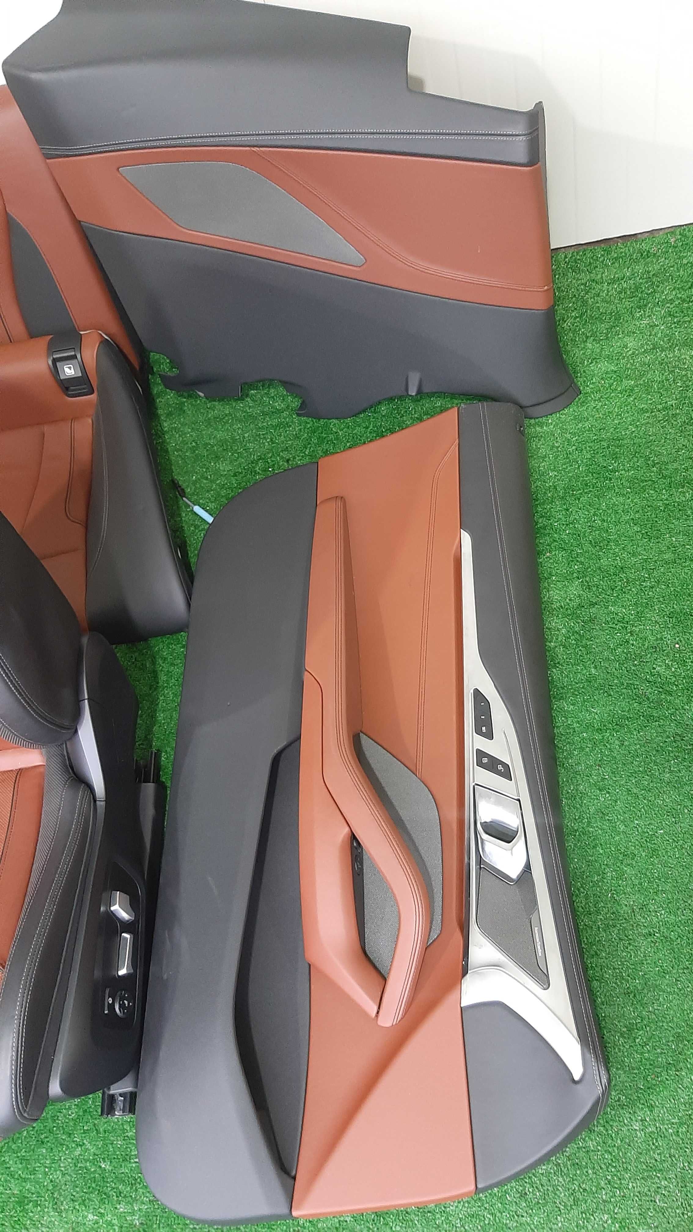 Interior BMW Seria 8 G14 G15 Impecabil