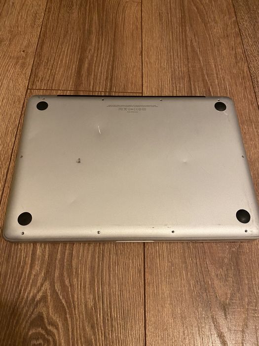 MacBook pro 13 early 2011 Intel core i5 2.3ghz