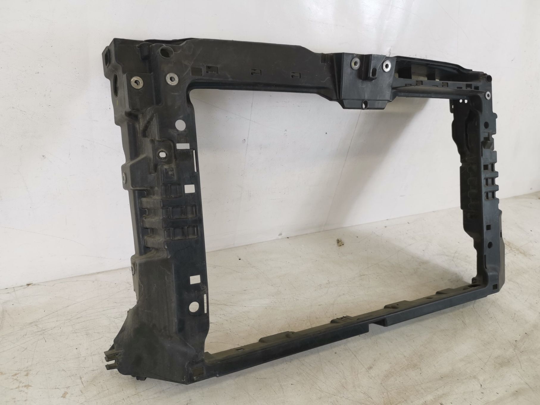 Trager Frontal 2015, 2016 Volkswagen VW  Jetta 6 2010 2011 2012 2013 2