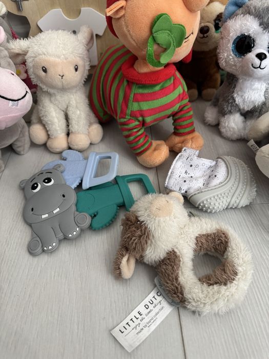 Лот бебешки играчки