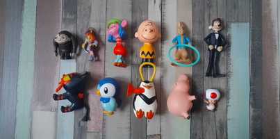 Set figurine cu personaje din desene animate
