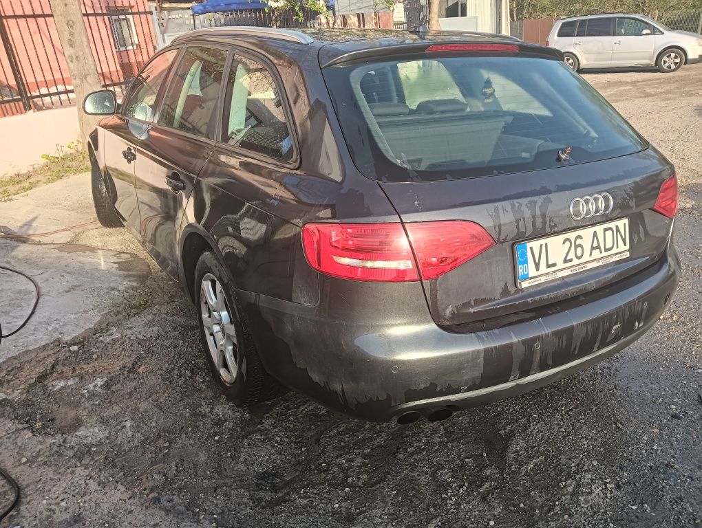 Vând audi A4 b8 an 2009