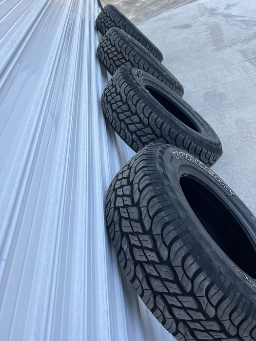 All terrain гуми offroad 235 70 16