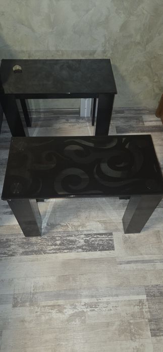 Холни масички стъкло и дърво