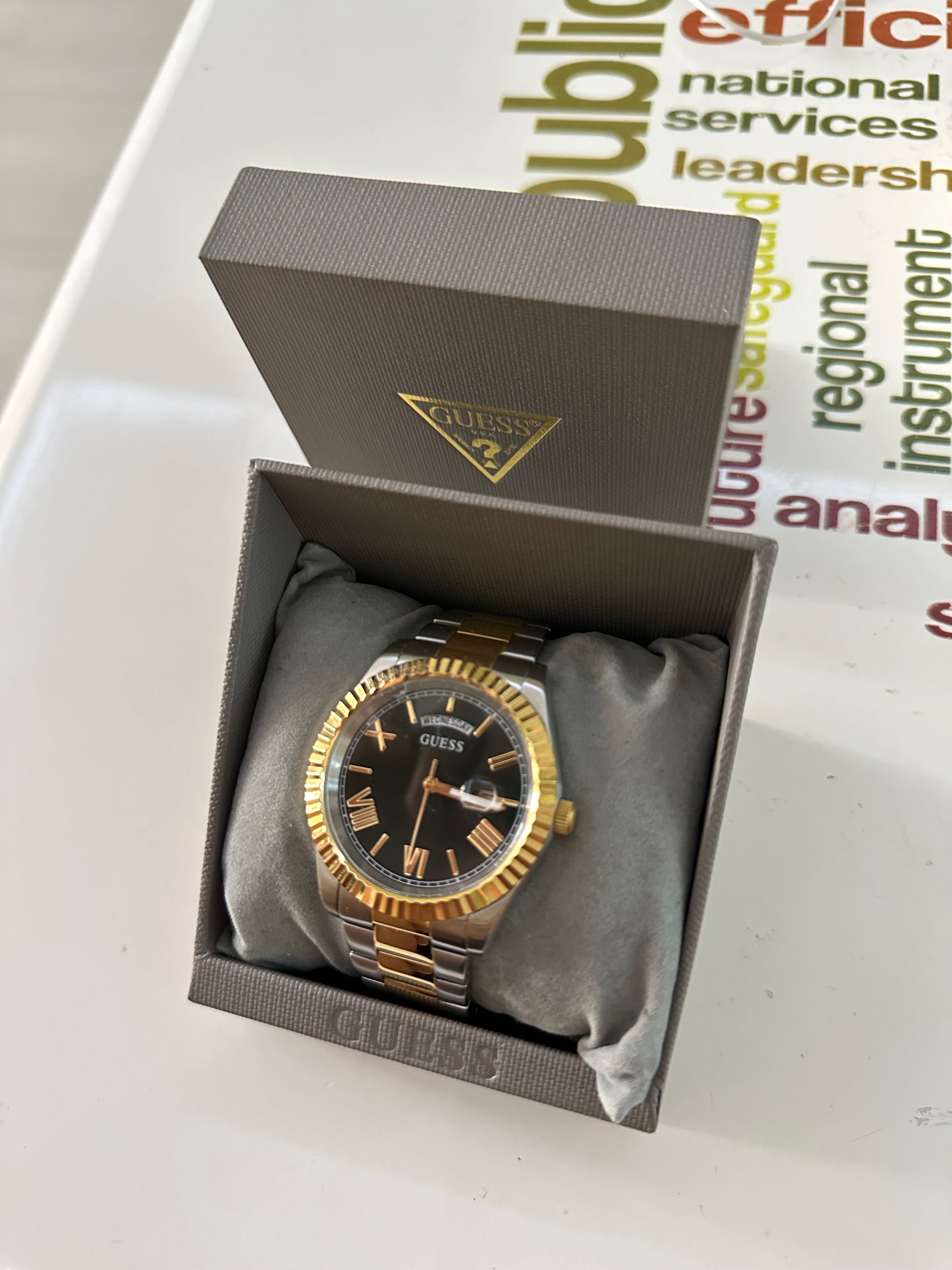 Мъжки часовник Guess
