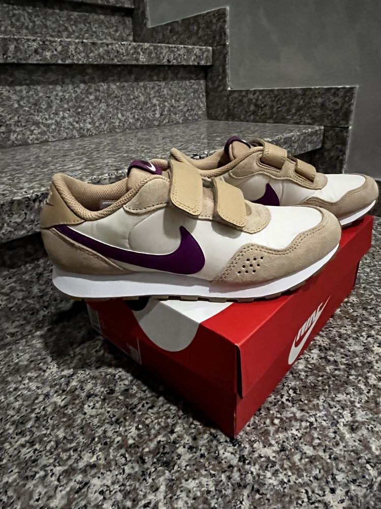 Детски маратонки Nike