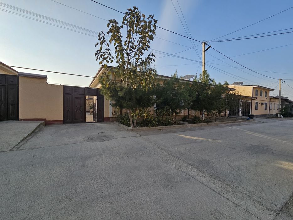 2 су'тик коттедж сотилади кредити йу'к