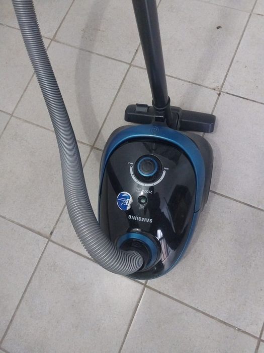 Продам пылесос Самсунг