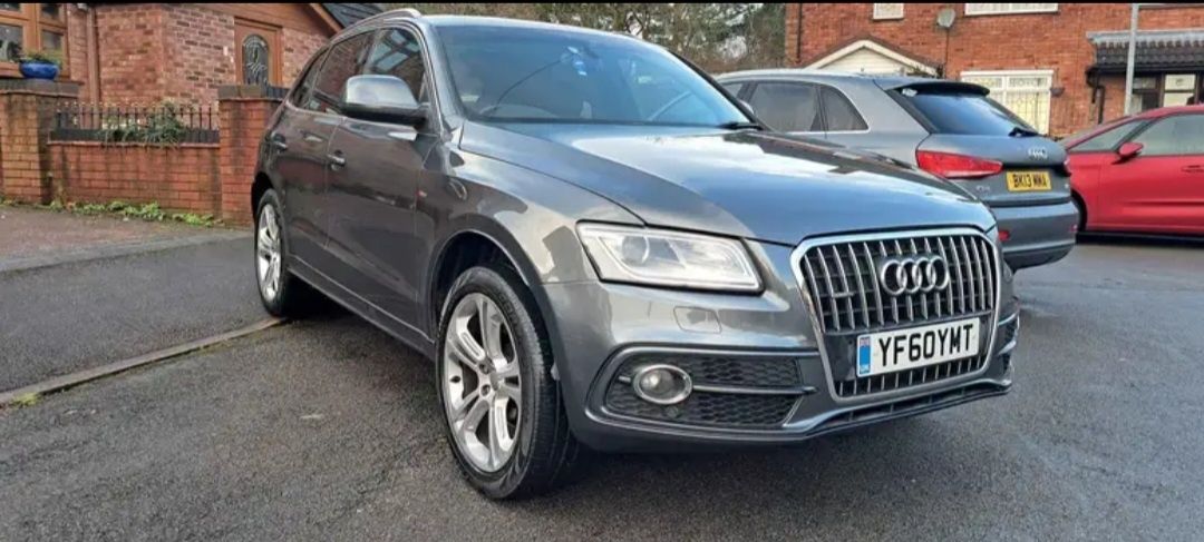 Dezmembrez Audi Q5 Sline 2.0 4x4 177 cp 2011