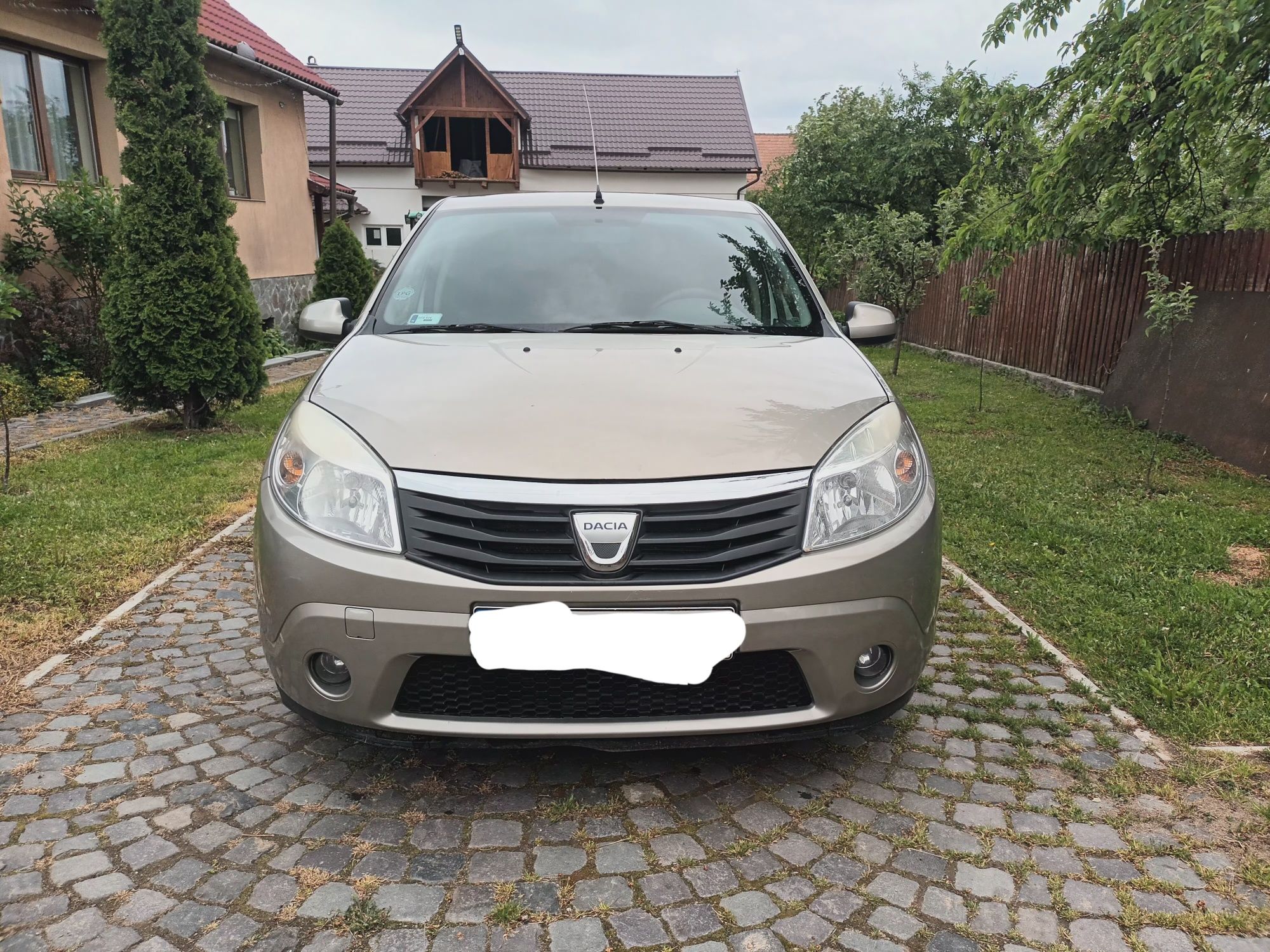 Dacia Sandero 2009 1.6+GPL