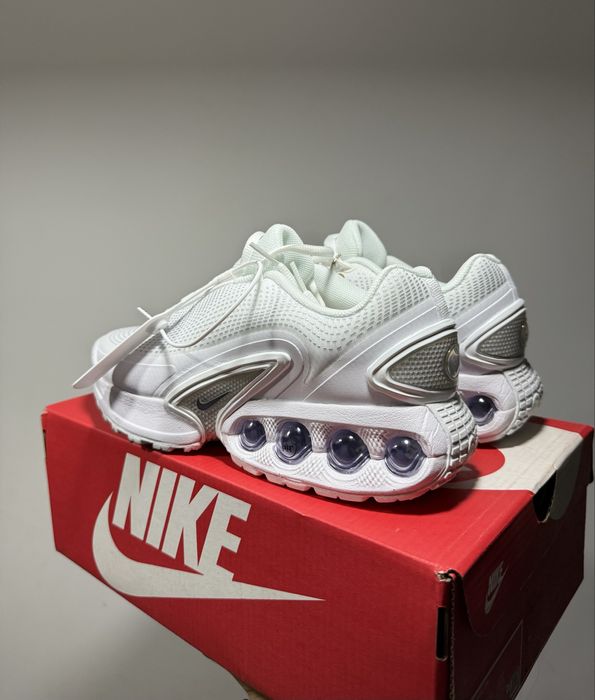 Nike Air Max DN Triple White