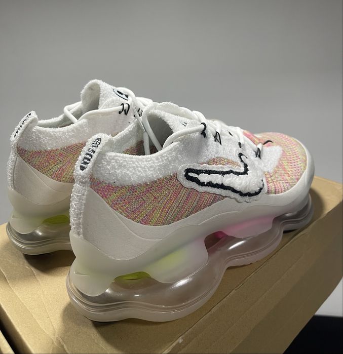 Nike AIr Max Scorpion White Rainbow