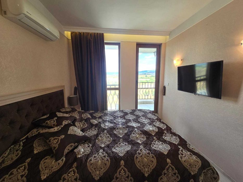 Продава се Тристаен апартамент в к.к. Слънчев бряг - 87 кв.м за 1551 €/кв.м - Снимка #22