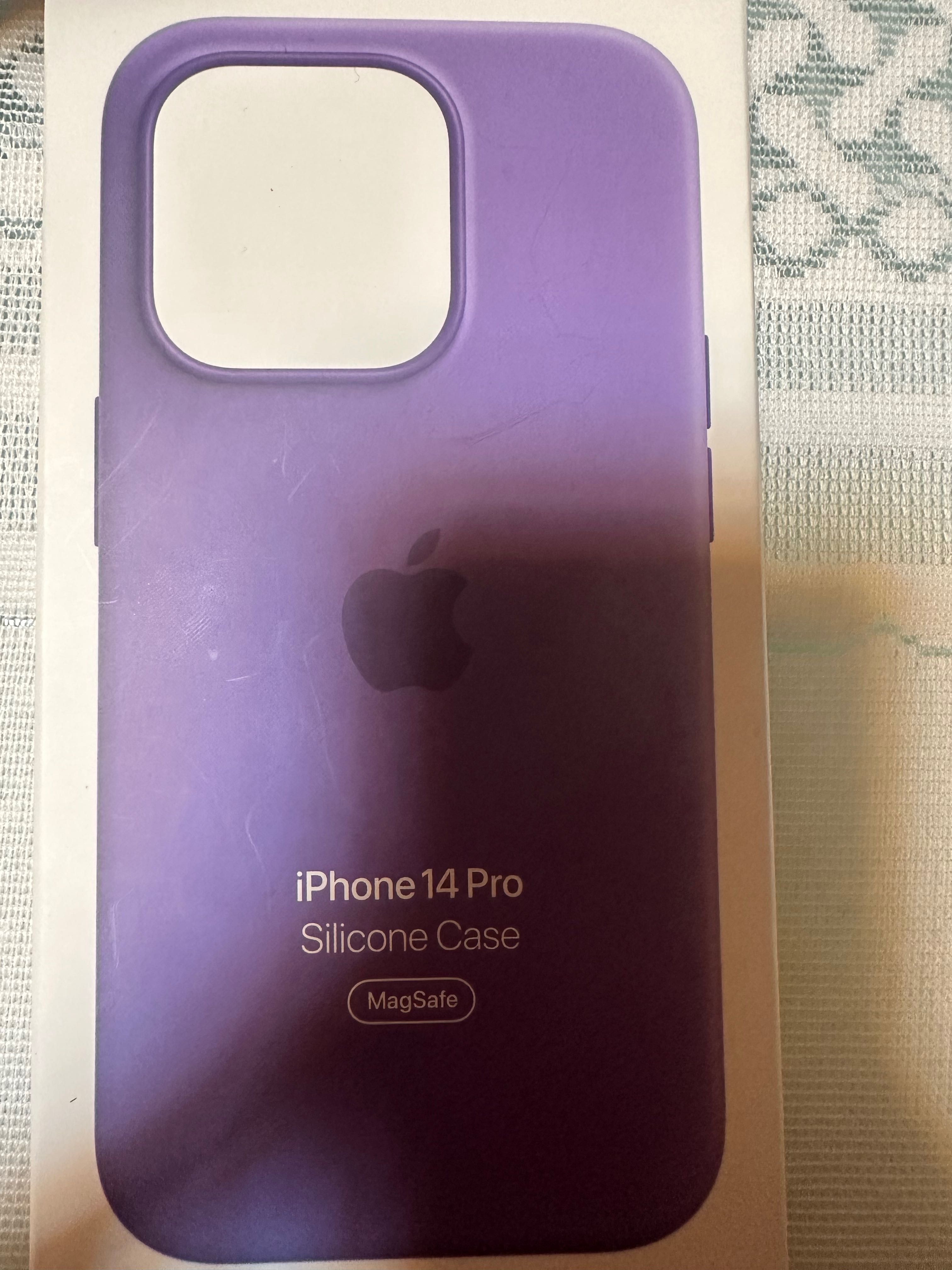 Кейс за iPhone 14 pro