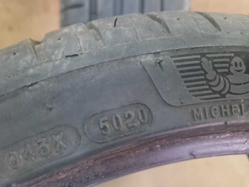 2 Michelin R18 225/40
летни гуми
DOT5020