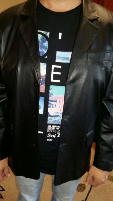 Продам кожаный пиджак. Турция