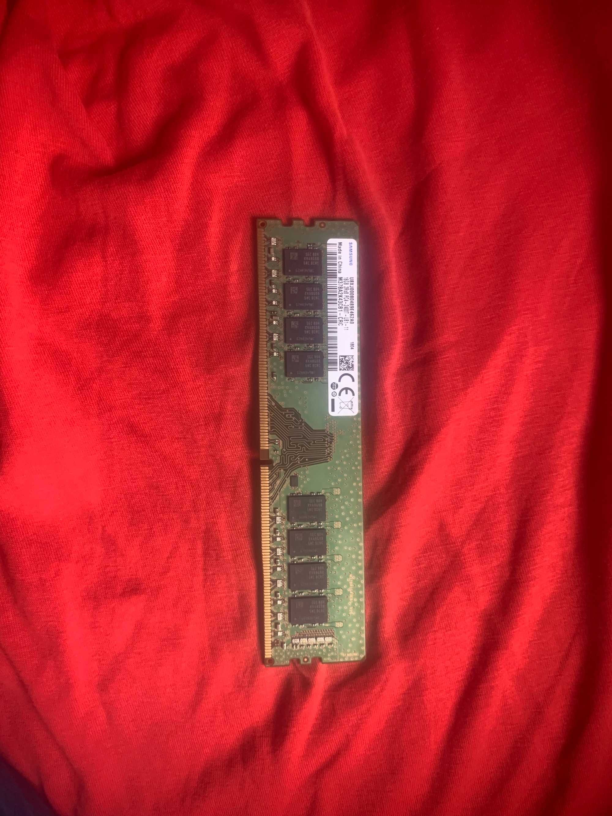 Ram памет 16 gb ddr4 2400 mhz Samsung