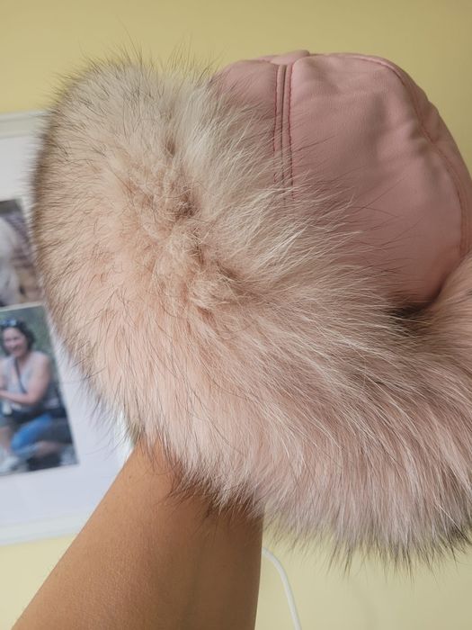 Căciula piele si blană vulpe