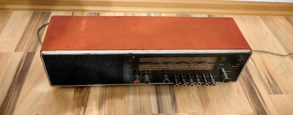 Radio vechi Prominent 220 retro vintage de colecție anii 70