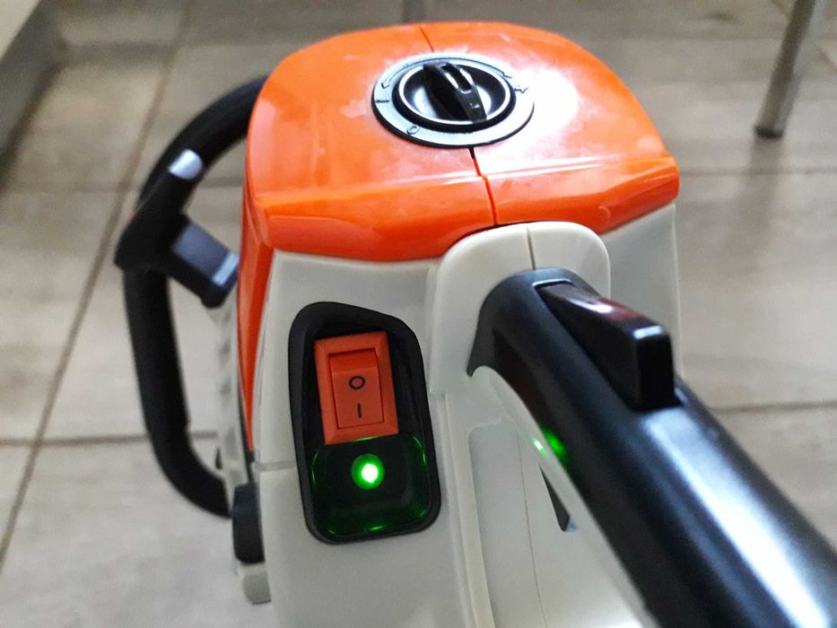 Motofierastrau Stihl de jucarie