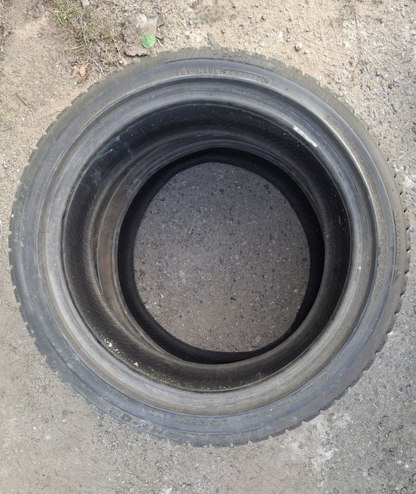 215/45 R17 Bridgestone Blizzak