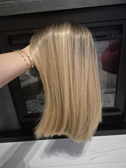 NOU Peruca blonda cu radacini negre, culoare naturala