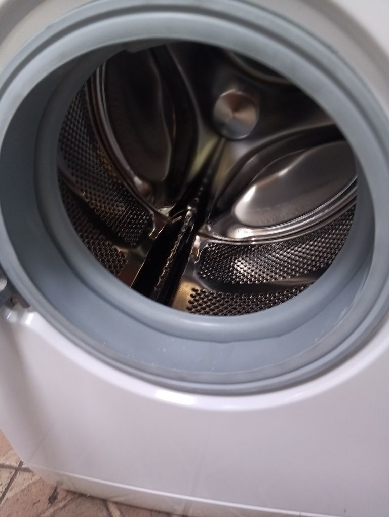 Пералня Сименс Siemens IQ 300 A+++ 7кг с две години гаранция!