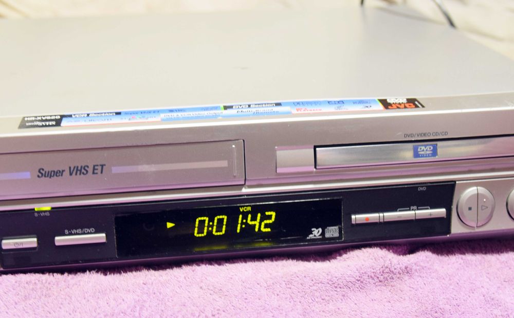 JVC  video combo super VHS