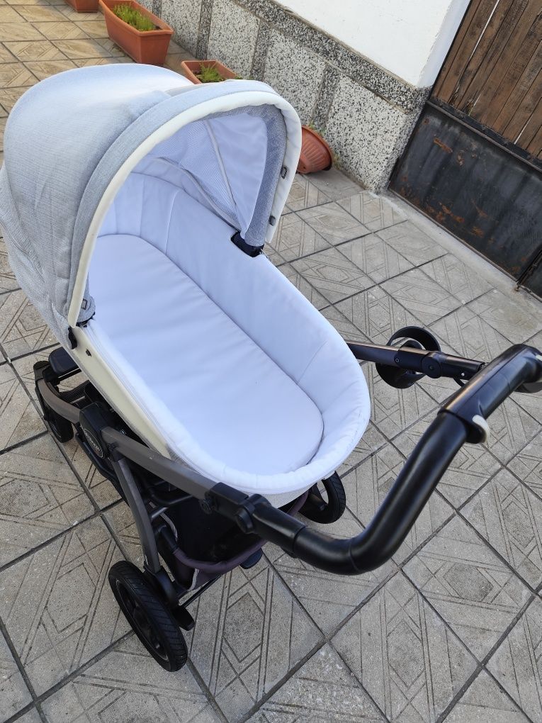 Бебешка количка Peg Perego 3 в 1