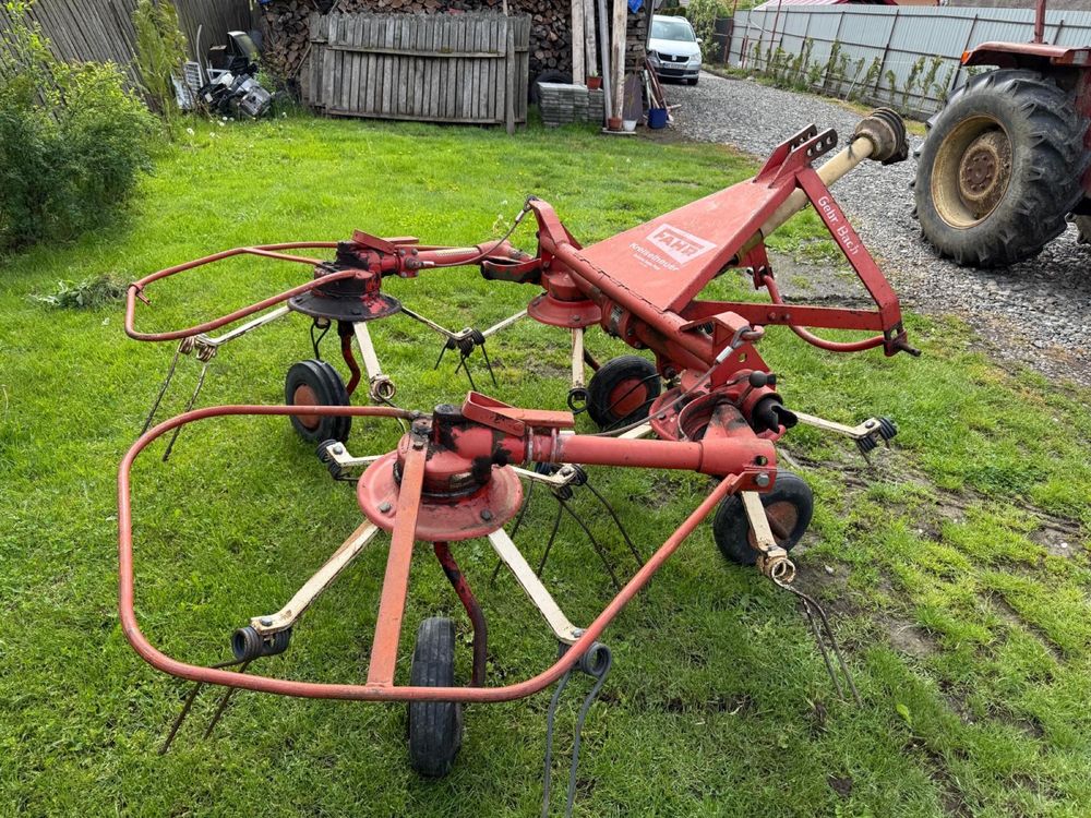 Grebla de impratiat fan / piruieta / ravasitoare Deutz Fahr