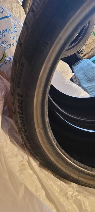 Anvelope de iarna Continental