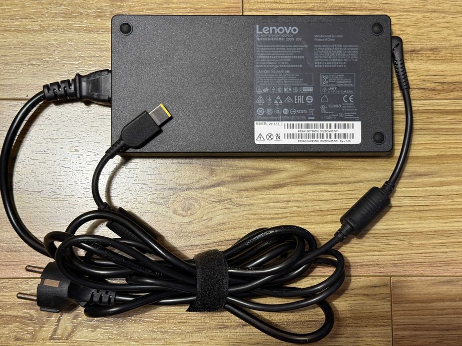 Lenovo 230W Оригинално Зарядно 20V 230W
