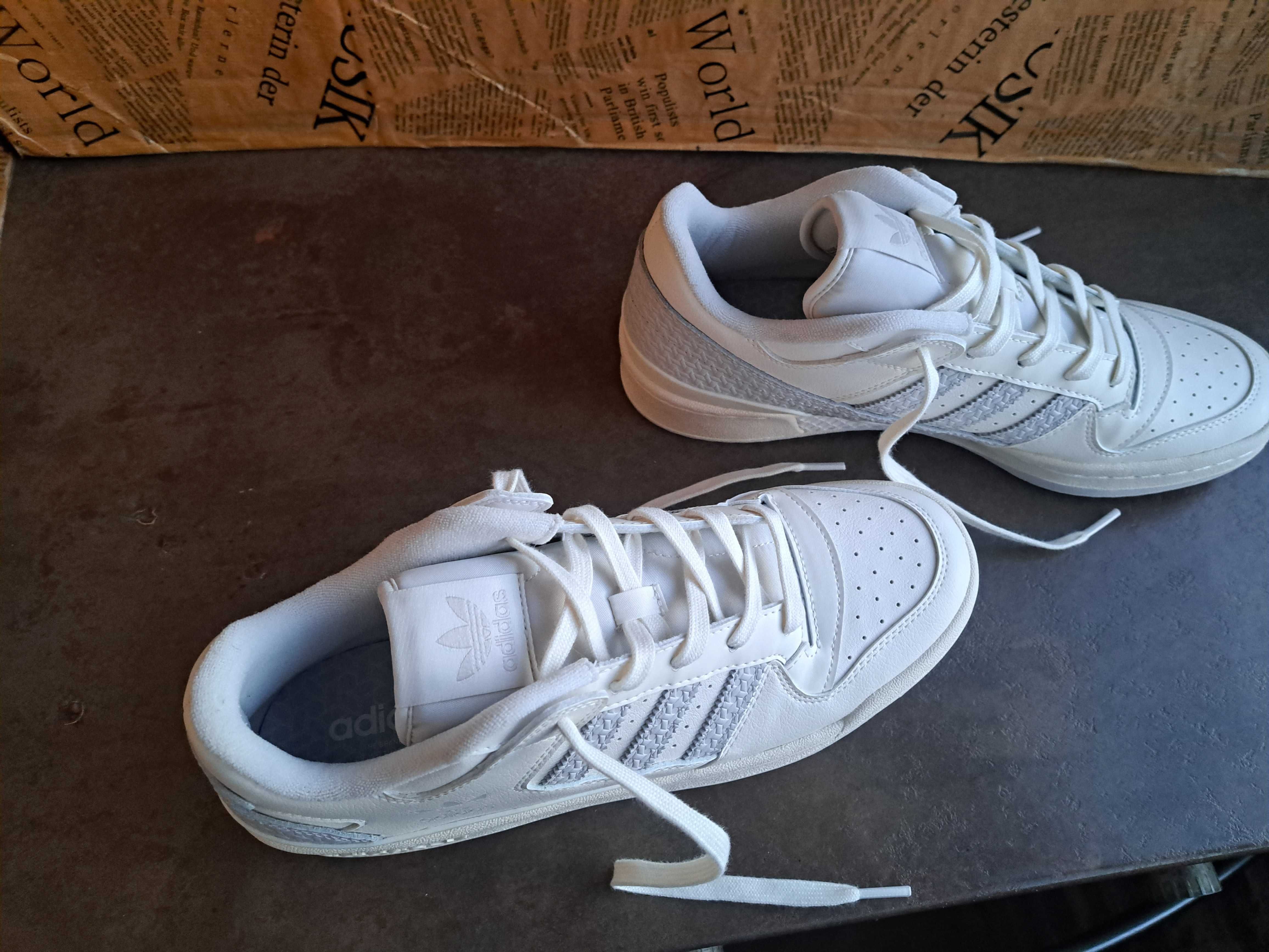 Adidas ном.44-Нови! спортни обувки,бели маратонки,кожени кецове,адидас