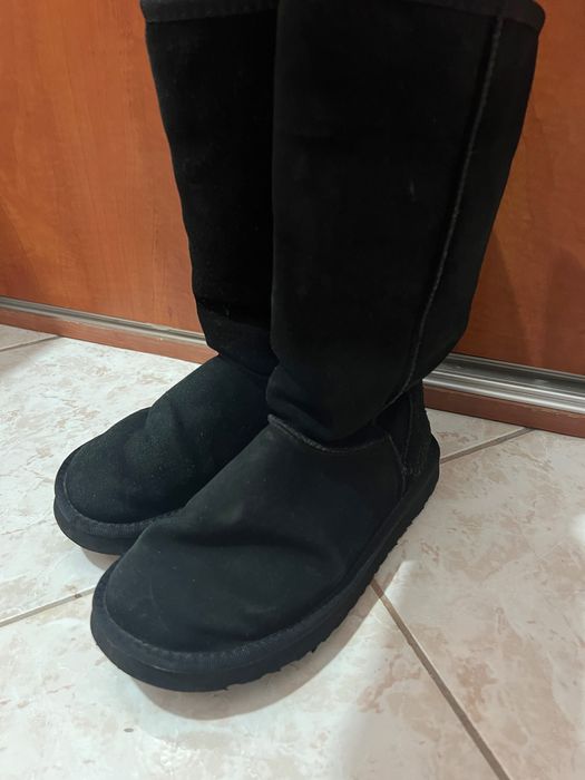 UGG-uri înalte din piele întoarsă