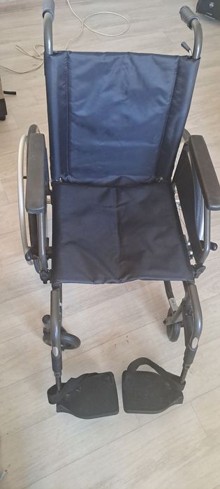 Инвалидная коляска