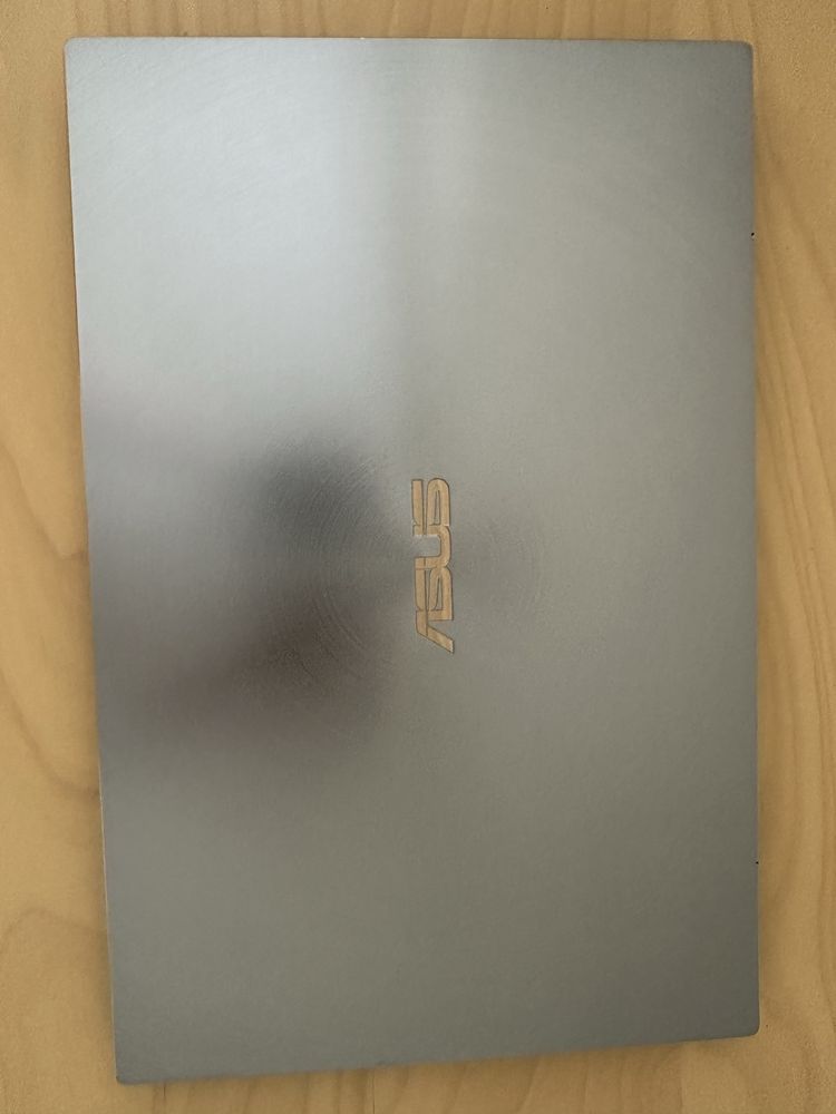 ASUS Zenbook 14 ux431fl- Pure1