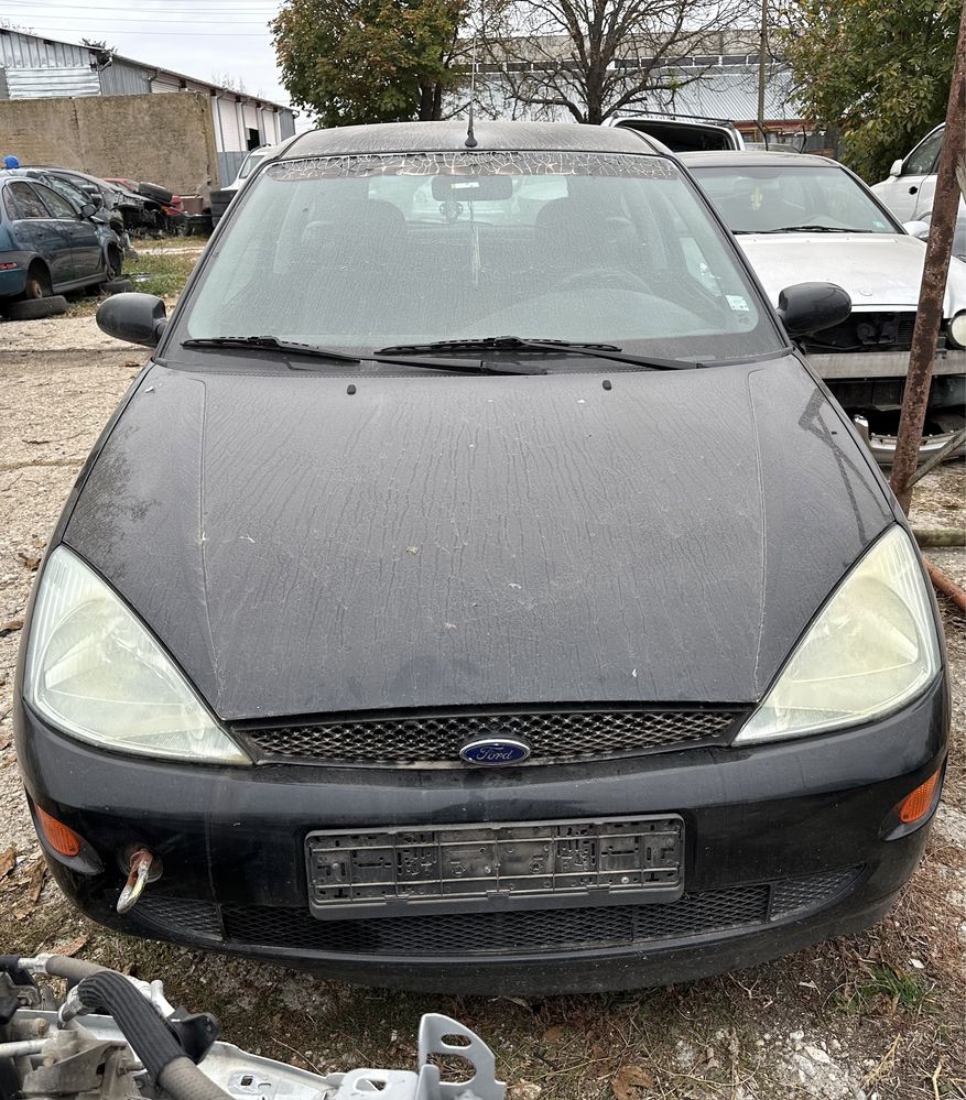 Ford Focus 1.6i на части