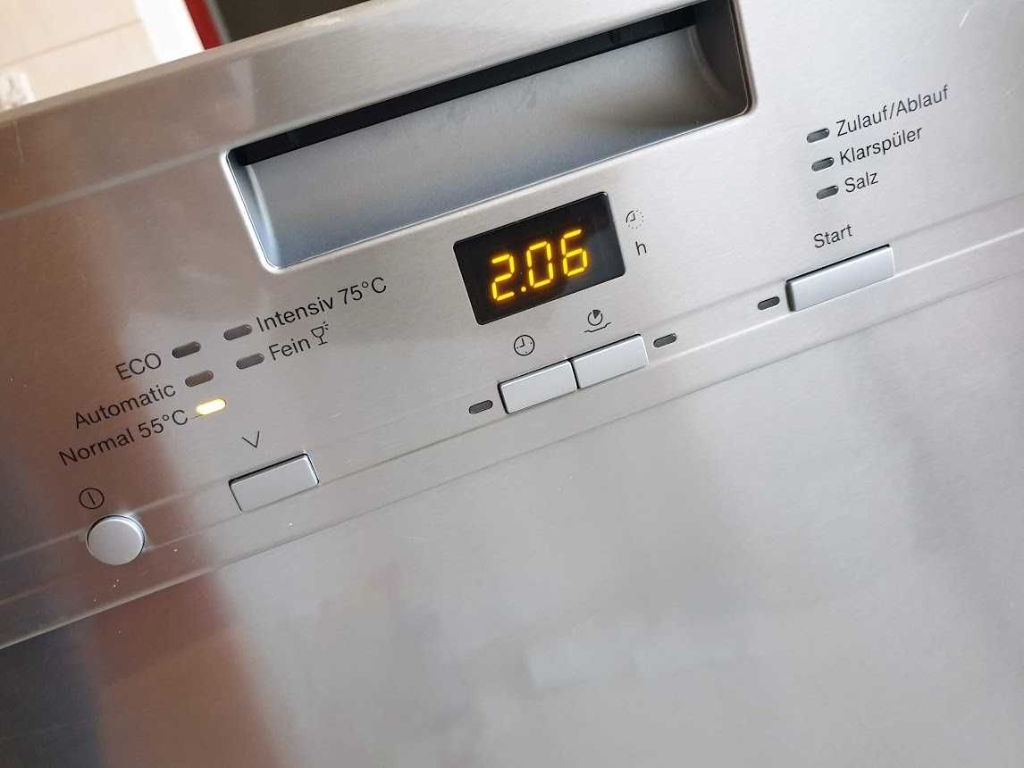 Инокс - Miele Съдомиялна - 14 Комплекта - Частично Вграждане - 60см