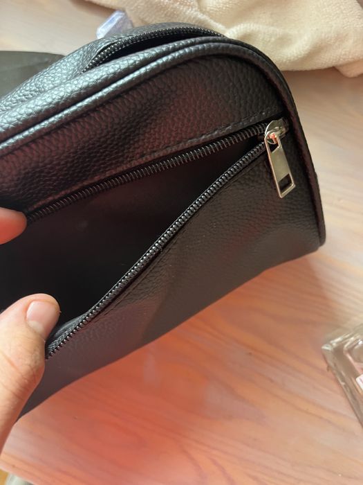 Мъжки кожен несесер