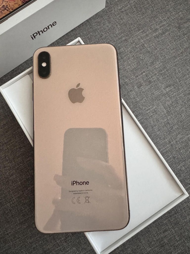 Iphone XS max 64 GB