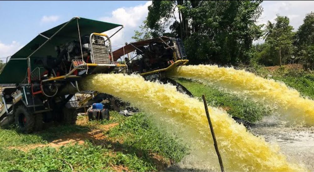 Interventii inundatii desecari motopompe