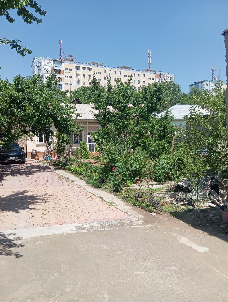 Срочно продается дом в Улугбек  посёлке