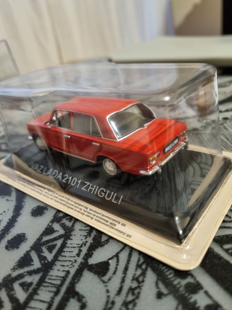 Авто модели 1.43 спортни коли