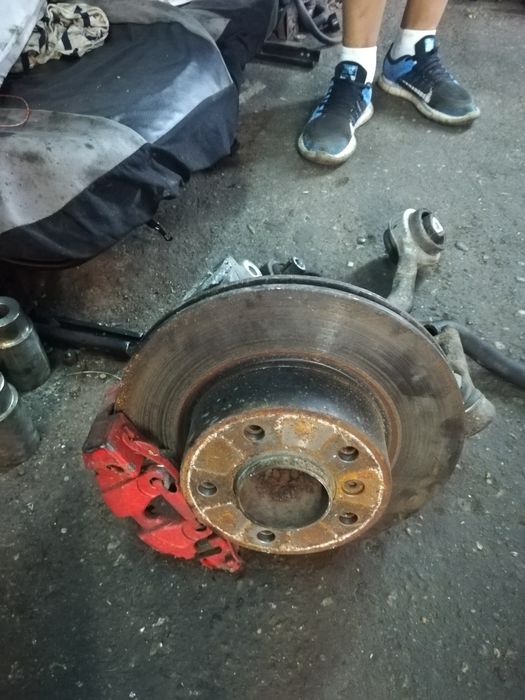 Discuri frana bmw e90