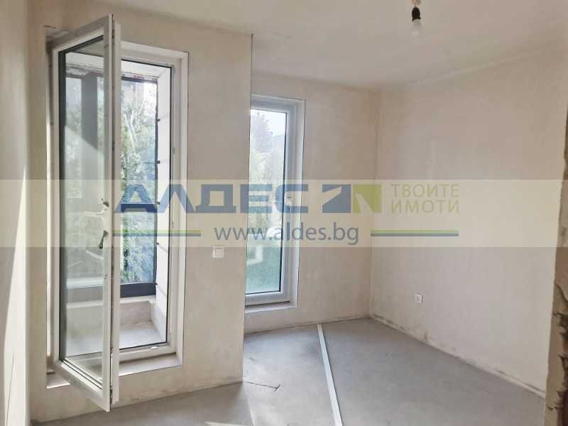 Продава се 3-стаен ап. зад МОЛ Парадайс в нова сграда с Акт 16!